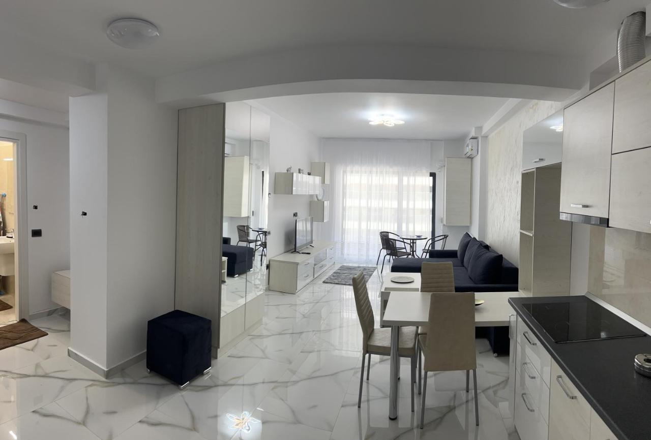 Casa Del Mar 2 Apartment Mamaia Bagian luar foto
