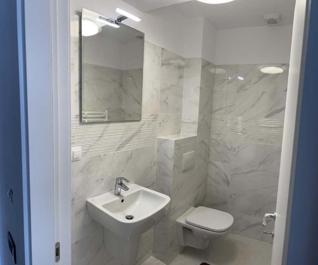 Casa Del Mar 2 Apartment Mamaia Bagian luar foto